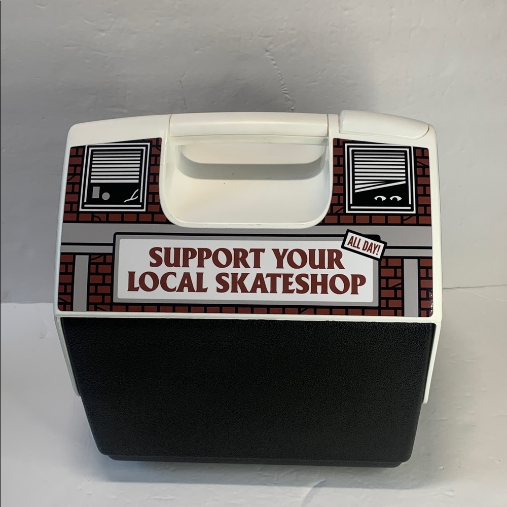 Igloo 7 Qt Playmate Cooler Skate Shop Brown Special Edition NWT